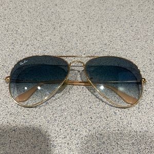 Rayban Large Avaiator Sunglasses
